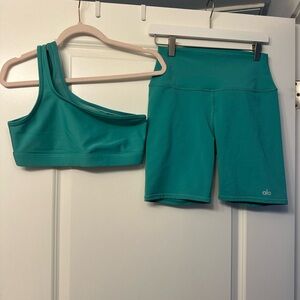 Alo Teal One-Shoulder Sports Bra and Shorts Set